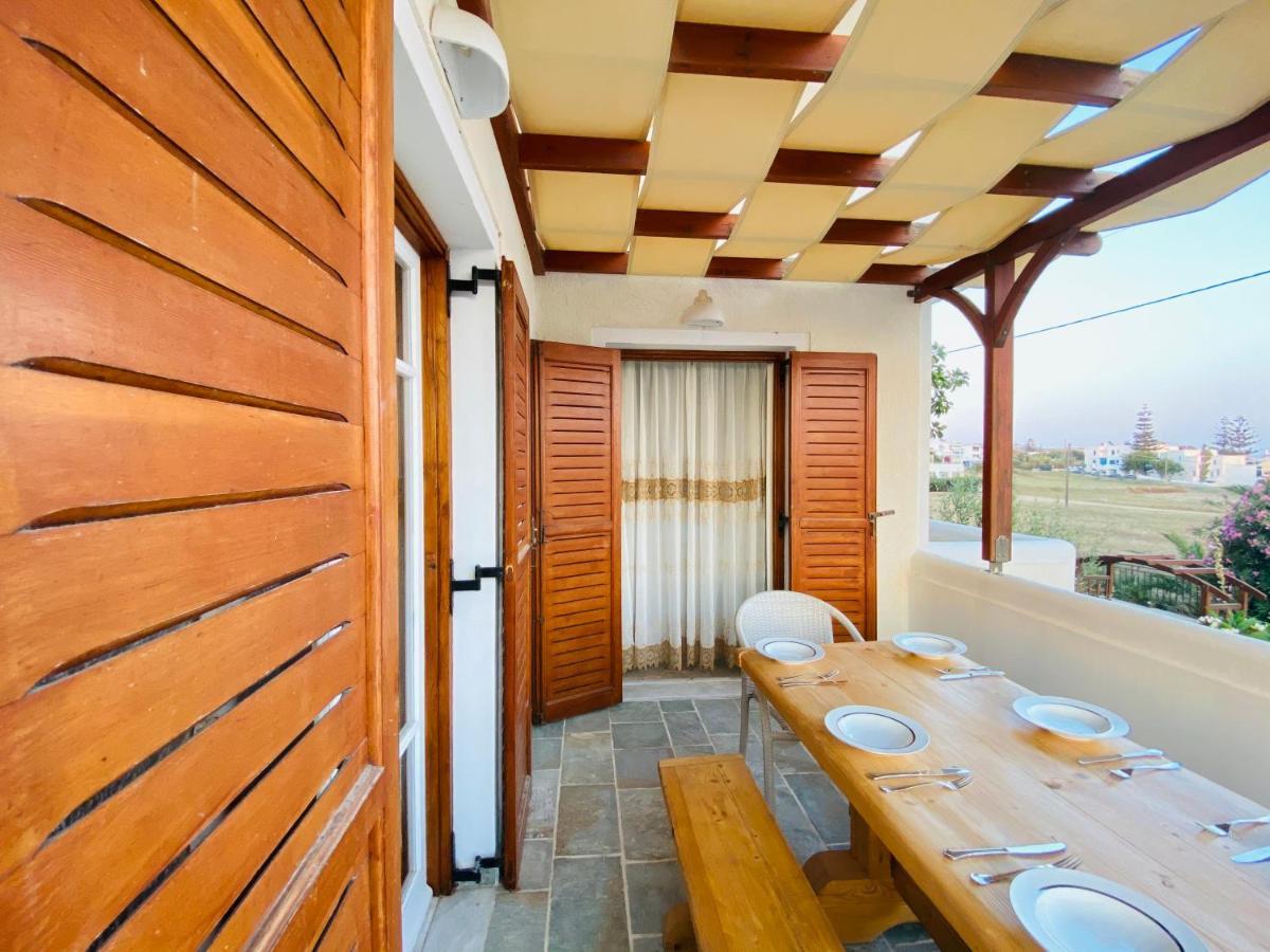 Deluxe Studios & Suites Ageri-Milos Adamantas  Exterior photo